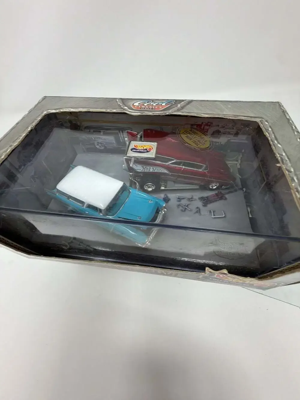 Hot Wheels 100% Cool 'N Custom '57 Chevy Nomad 2-Car Set Cool Classics Series 3